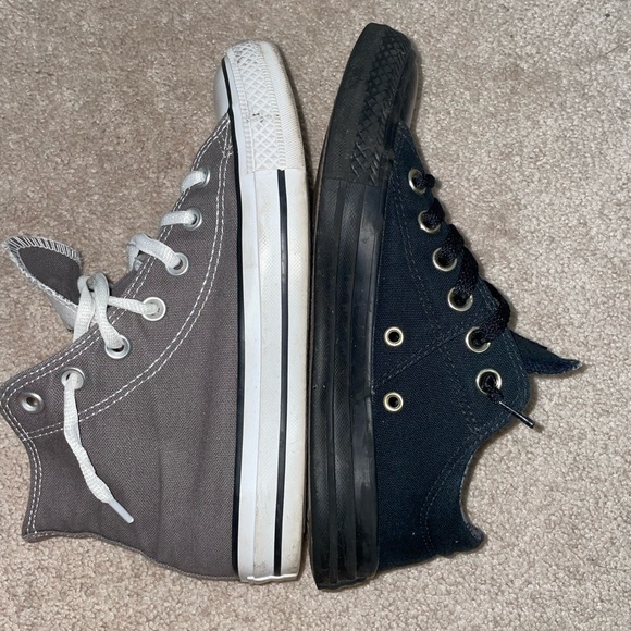 Black on black low top converse women’s size 7 - Picture 8 of 8